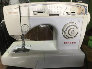 Máquina de coser Florencia 68 Singer