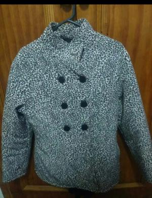 Vendo campera animal print