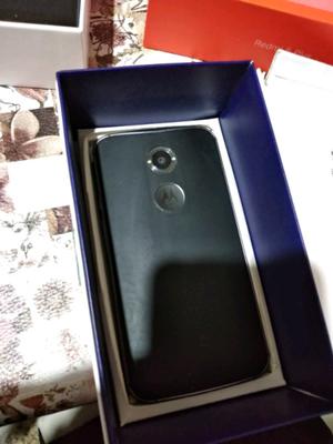 Vendo o permuto Motorola X2.