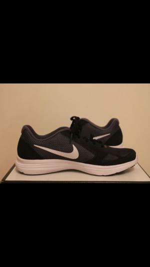 Zapatillas Nike Revolution 3