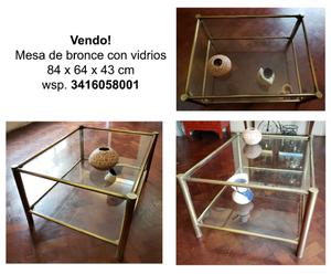 Mesa ratona bronce y vidrio
