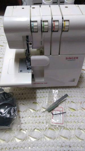 Vendo Máquina de coser Overlock