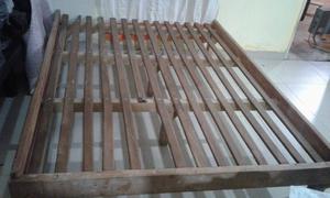 Vdo cama de madera 2 plazas