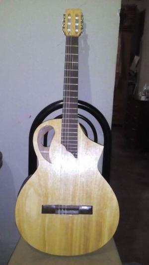 Guitarra hechiza con ecualizador