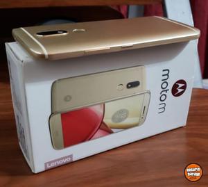 MOTO M, 4GB RAM, 32GB, 8 NÚCLEOS.