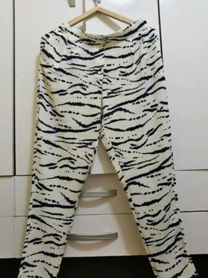 PANTALÓN ANIMAL PRINT