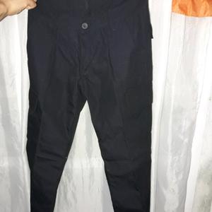 Vendo pantalon tactico nuevo!!! Talle 38 de mujer