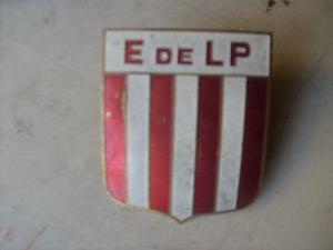 antiguo escudo estudiantes de la plata