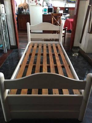 Cama 1 plaza madera maciza