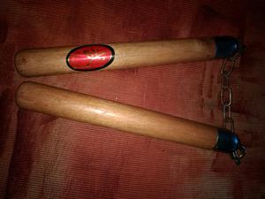 Nunchakas palos de 2 elementos