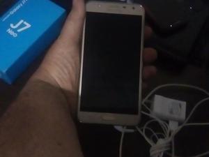 Samsung Galaxy J7 Neo Libre dorado en perfecto estado