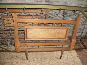 cama con carrito de estilo hierro macizo dorado y madera