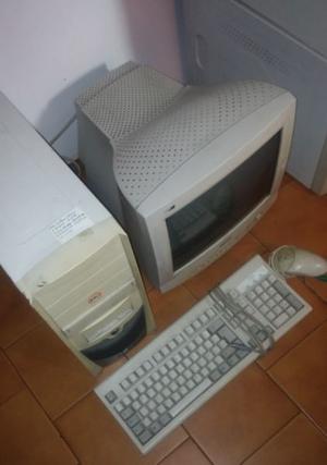 INCREIBLE !!!!PC COMPLETA CON WIN XP,MONITOR,TECLADO Y MOUSE