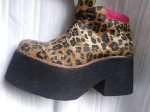 Borcegos animal print