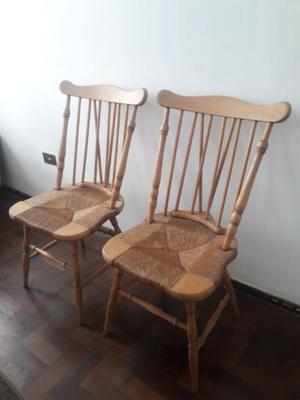 Sillas de madera con asiento de mimbre