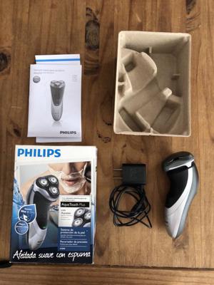 Afeitadora Philips AquaTouch Plus