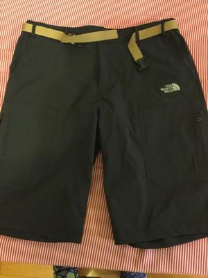 Bermuda marca NORTH FACE