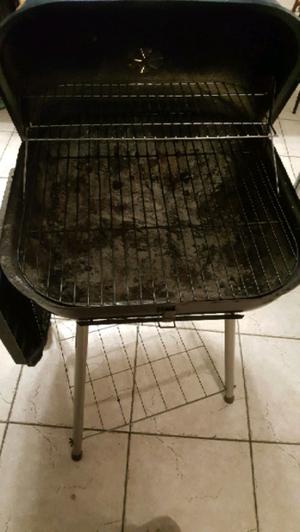 Vendo parrilla Backyard grill