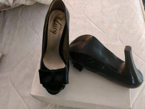 Zapatos stiletto negro