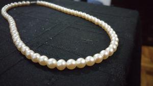 Antiguo collar de perlas de fantasía