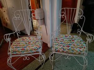 Sillones de hierro antiguo