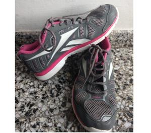 Zapatillas REEBOK talle 40 MUJER