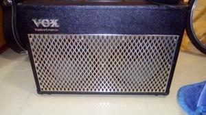 AMPLIFICADOR VOX IMPECABLE