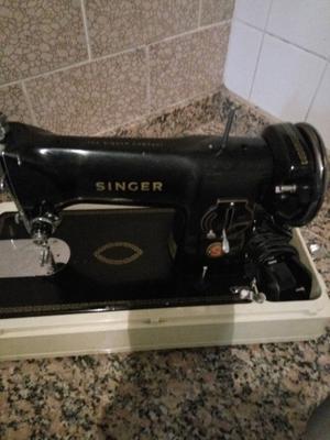 maquina de coser SINGER de coleccion, unica