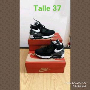 Botitas air max talle 37