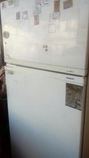 Heladera con Frizzer 