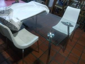 Juego de mesa y silla