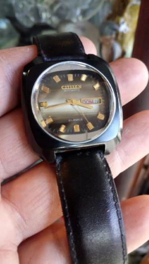 Antiguo reloj citizen automatico de acero pavonado cristal