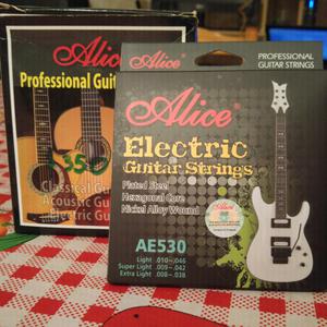 Encordado Alice 09