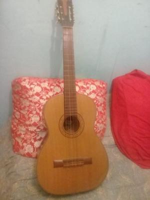 GUITARRA CRIOLLA DE ESTUDIO CON FUNDA