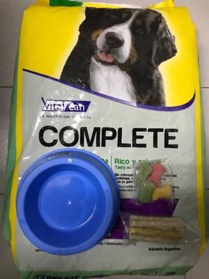 vital can complete adulto X20KG+golosinas