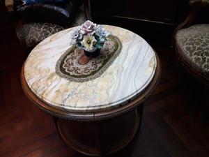 Mesa de madera labrada con mármol de carrara y esterillado