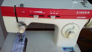 Maquina de coser Singer