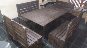 URGENTE!!! VENDO JUEGO DE COMEDOR DE PALLETS!!!