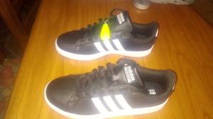 Zapatillas ADIDAS CLAUDFOAM sin uso