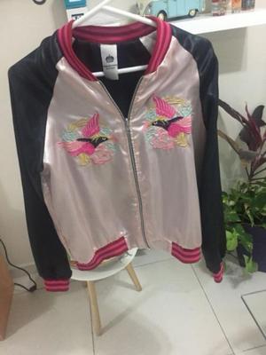 Campera bomber de mujer importada, bordada