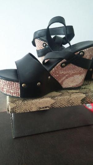 Sandalia Sarkany T 39