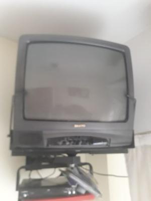Tv en funcionamiento sin sonido