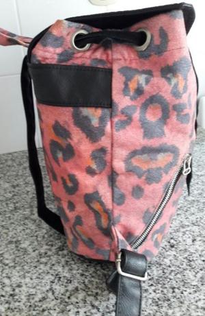 Vendo mochila grande