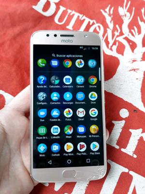 Moto G5 S Plus Dorado Minim detalle