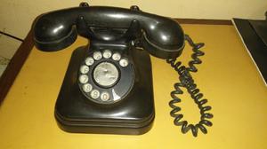Teléfono antigüo - Década 50