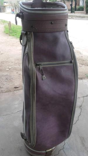 Vendo bolsa de palos de golf usada  wassap