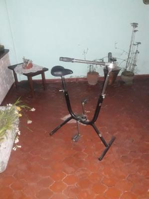 Visicleta fija para piernas y brazos