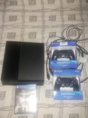 Vendo PS4 de 500GB con Juegos