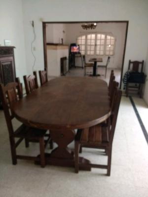 Vendo mesa de algarrobo y 10 sillas