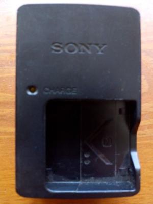 Cargador de Batería para cámaras SONY BC-CSNB